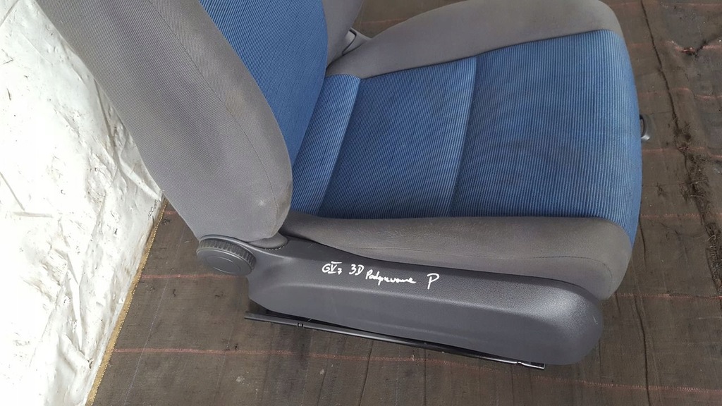 фото №13, Сидіння сидіння комплект vw golf v 3d