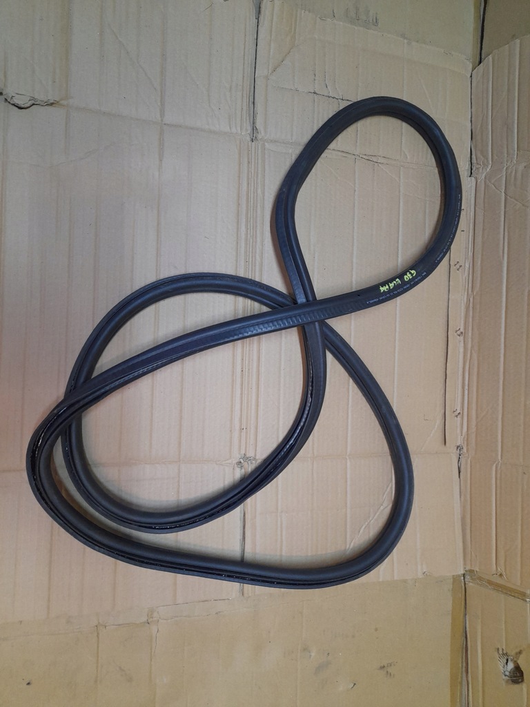 фото №1, Прокладка крышки багажника bmw 5 g30