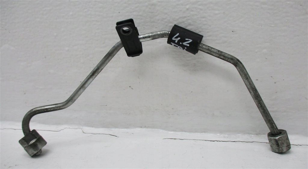 фото №1, Шланг упорскування пального audi a8 d4 4.2 tdi cds v8