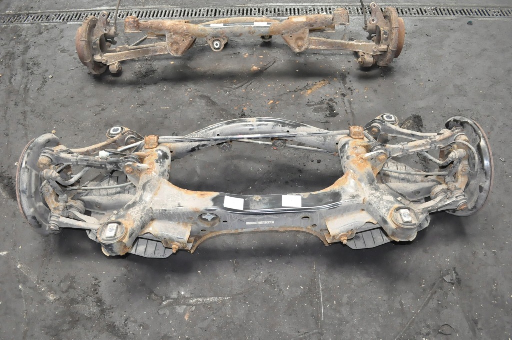 Купить Bmw f20 f21 f22 подвеска усилитель  задний 6792505
