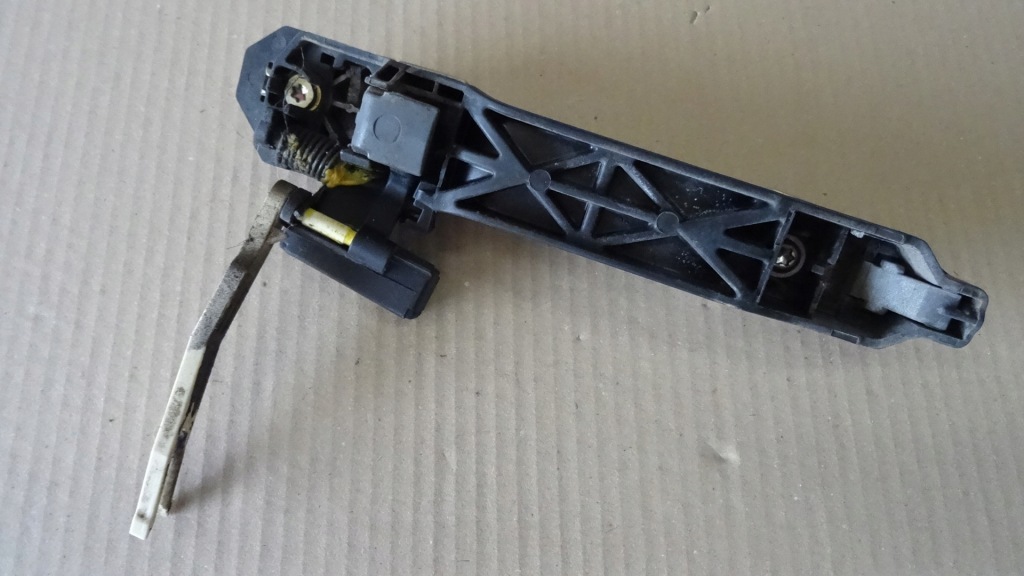 фото №4, Corolla verso 1 i ручка наружная правый задняя