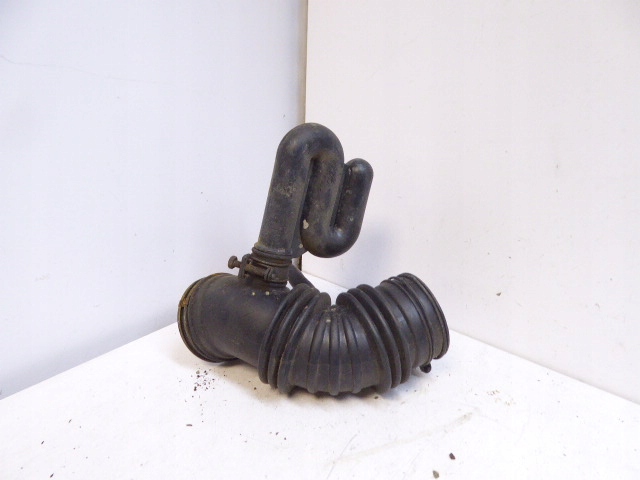 фото №1, Tucson i 04-10 труба воздухозаборник воздуха шланг вентиляционный 2.0 16v g4gc