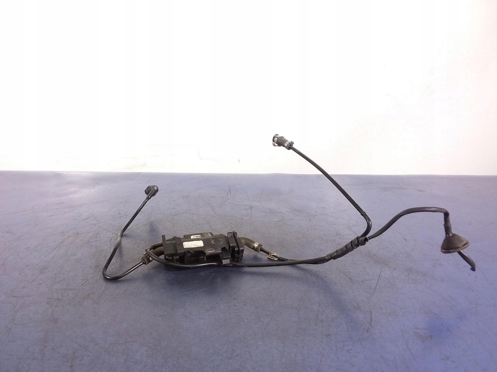 Купить Vw touran 1 рестайлинг  помпа топлива webasto 1t0201607s