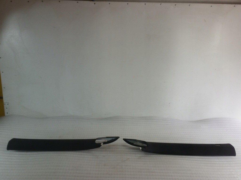 фото №1, Оббивка стійка передній злив audi оригінальний номер 8t8867233 8t8867234