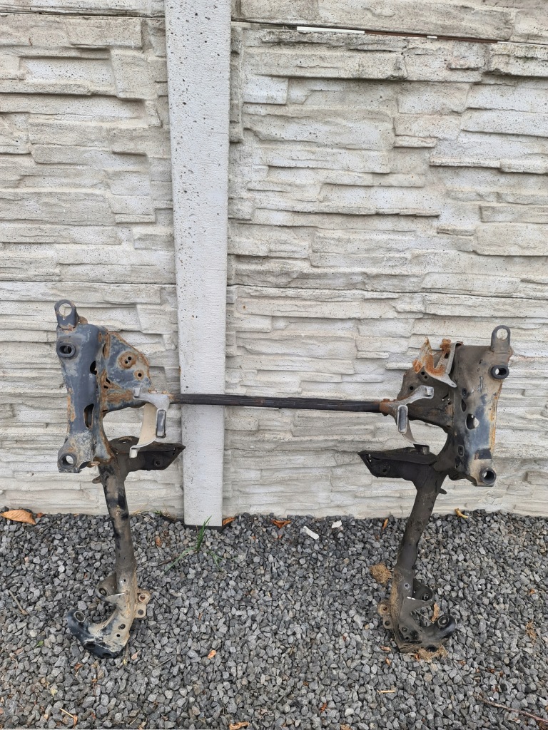 фото №1, A6 c7 подрамник подрамник перед 4g0399252b