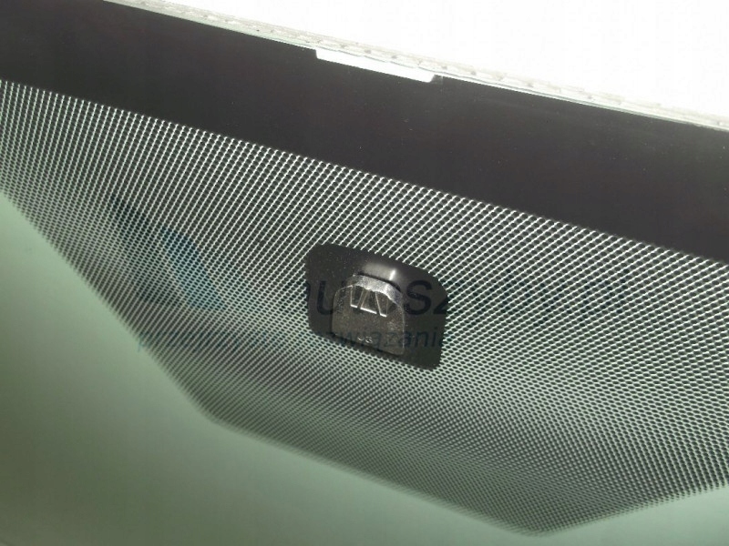 фото №2, Стекло передняя toyota yaris a