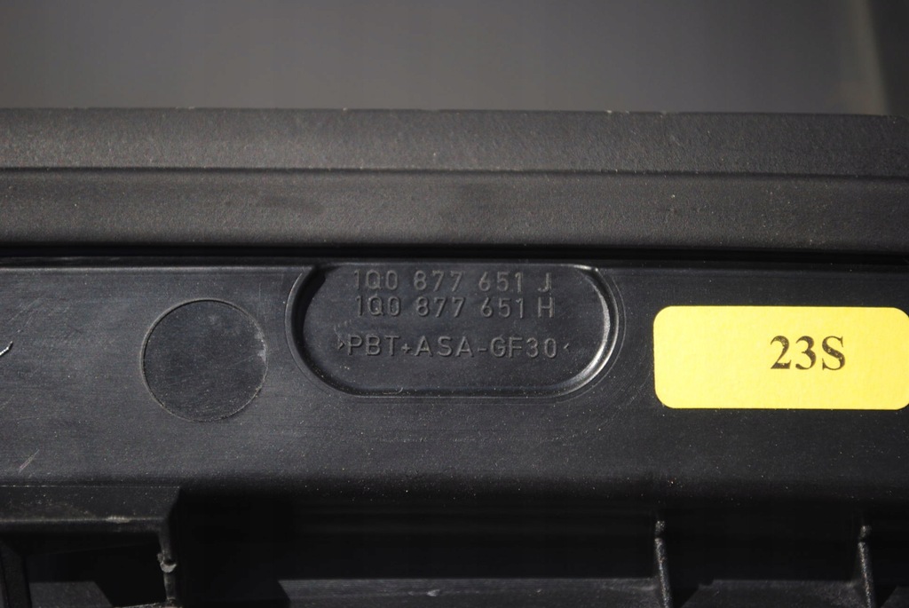 фото №5, Молдинг крыша стекло лобовое 1q0877651j vw eos ld1w