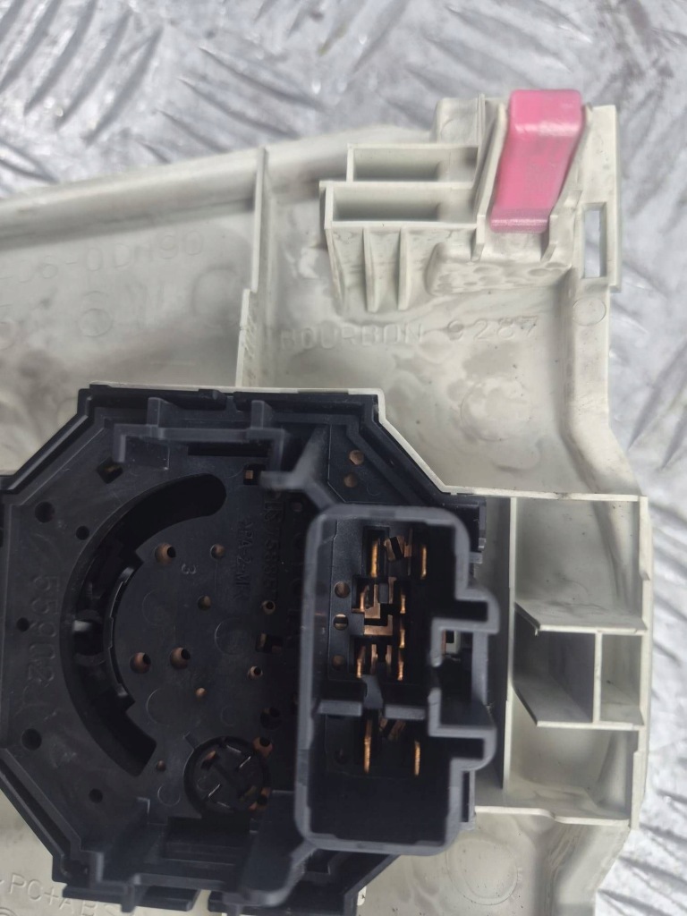 фото №7, Панель кондиционера toyota yaris 554060d190