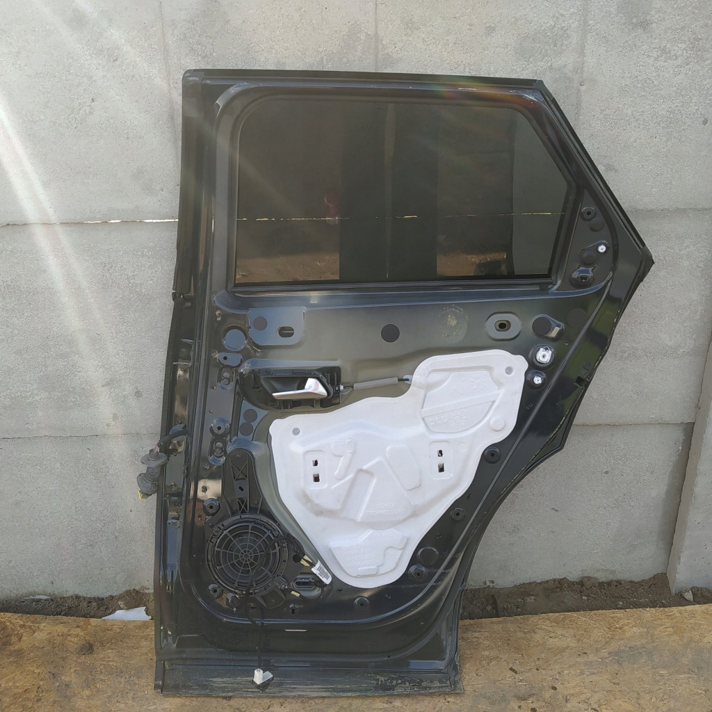фото №5, Двері правий задня задні peugeot 3008 ii 2020