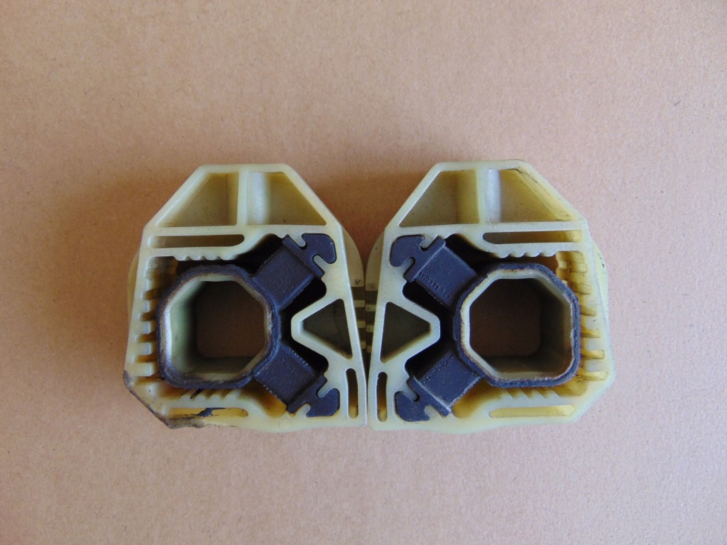 фото №1, Vw golf vi plus 08-13 подушка радиатор 2szt.