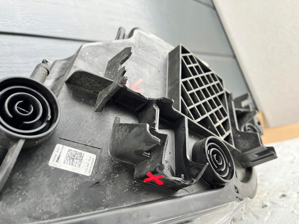 фото №12, Лампа права bmw 2 f22 f23 bi ксенон поворотний 7304466