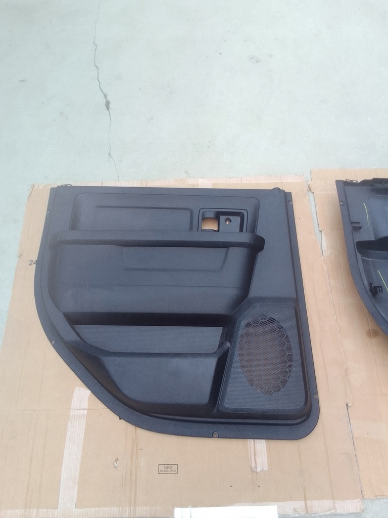 фото №8, Dodge ram 1500 iv 09- обшивка двері лівий правий задня crew cab usa