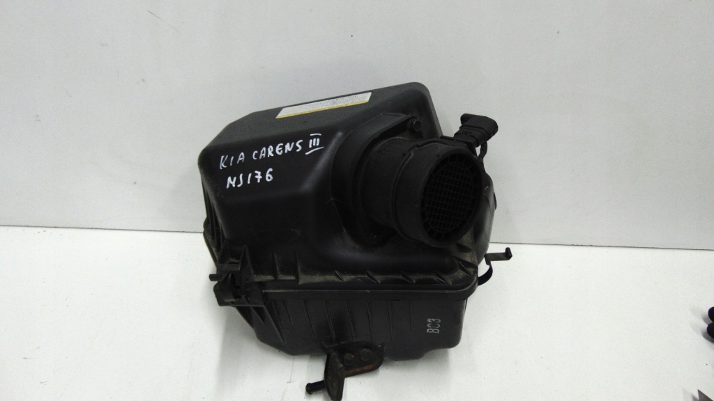 Купити Корпус фільтра повітря carens iii 2.0 crdi 06-