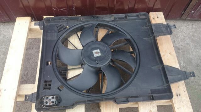 Вентилятор радиатора 8200151465 megane 1.9 dci Недорого