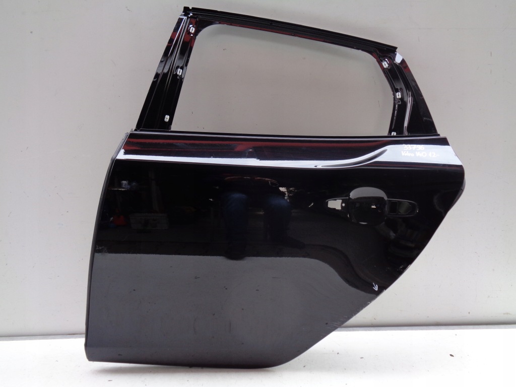 фото №1, Двері ліва задні volvo v40 12- nr 33796