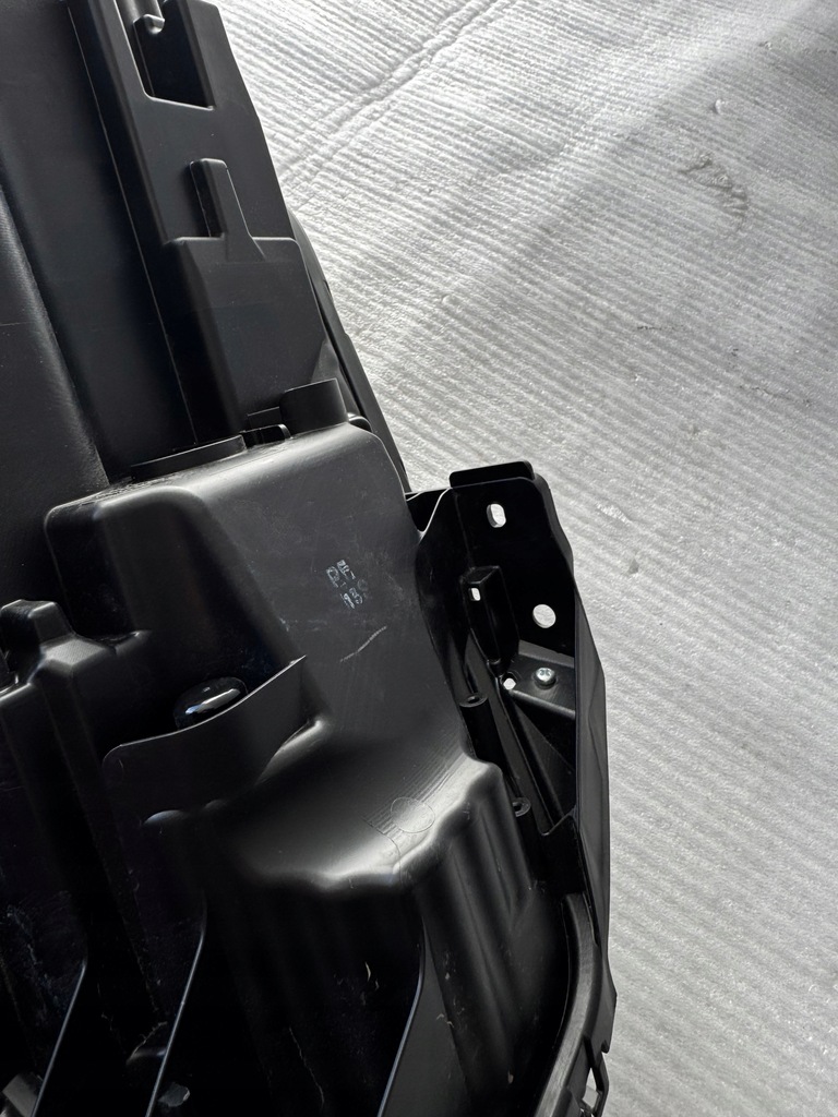 фото №10, Передняя левая лампа левая перед suzuki swift mk8