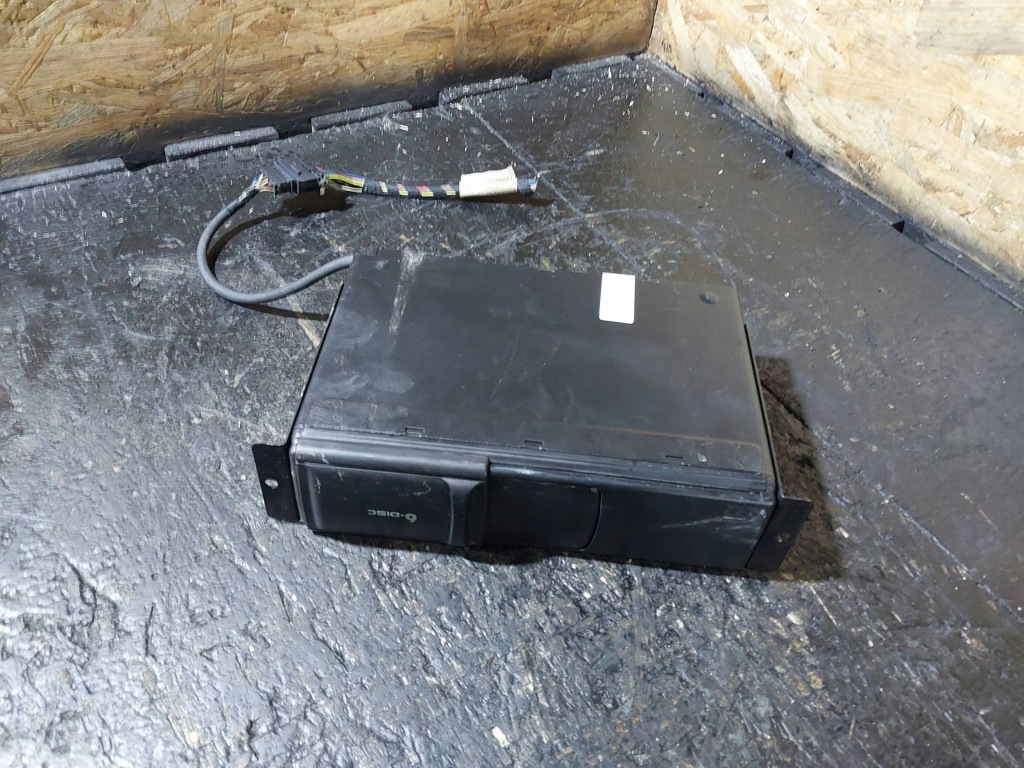 фото №12, Чейнджер дисків cd volkswagen passat b5 3b0035111b