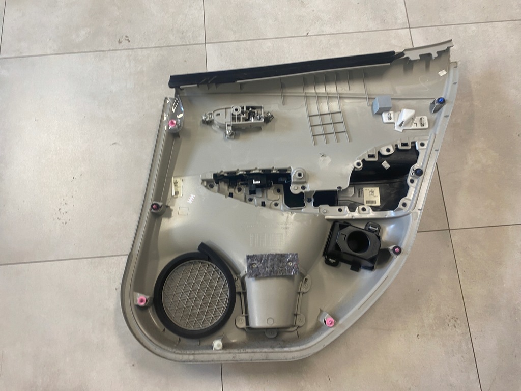 фото №11, Nissan leaf i обшивки обивка дверь комплект