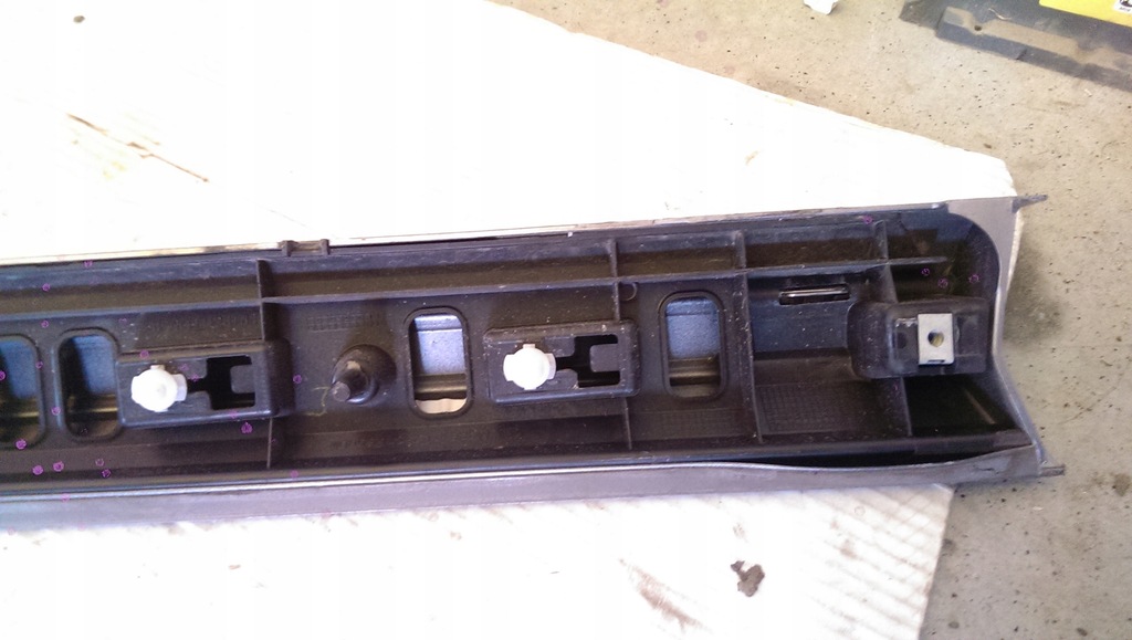 фото №14, Молдинг дверь левый перед vw arteon 3g8853969b