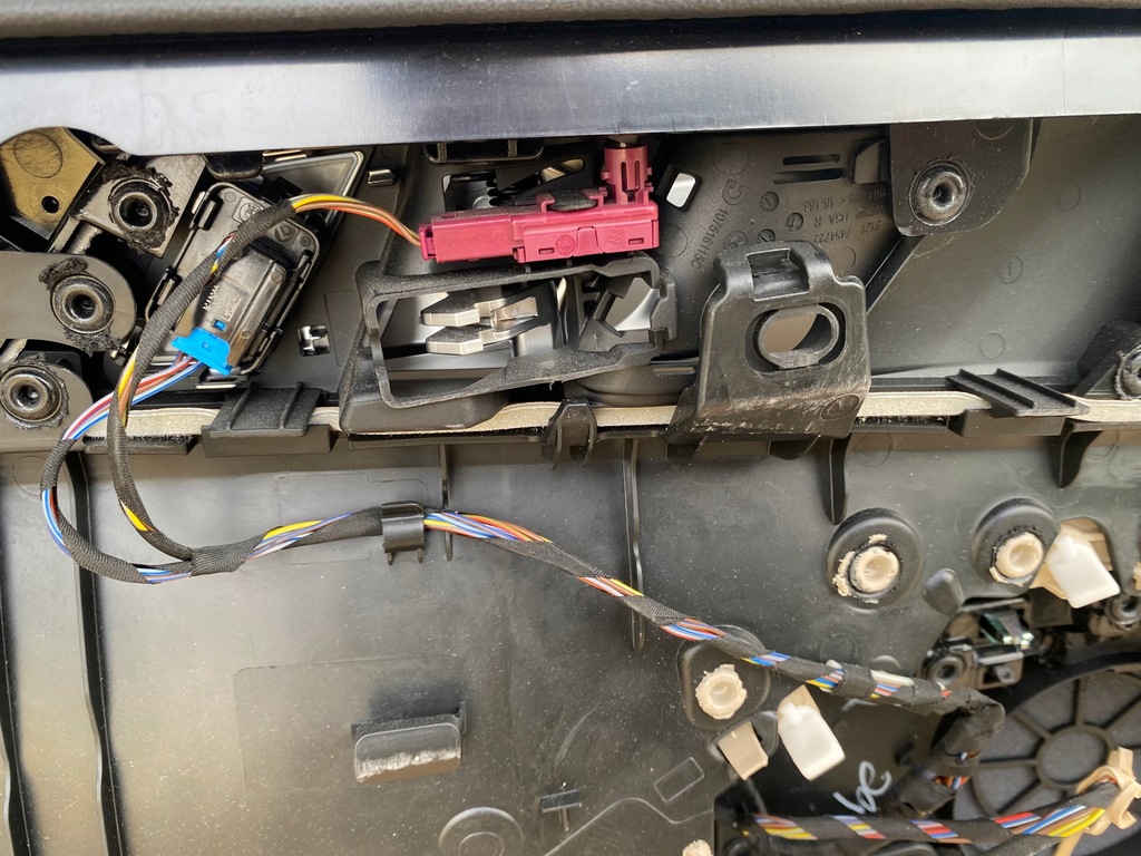 фото №9, Оббивка обшивка двері правий перед bmw x5 g05