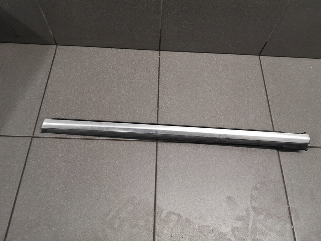 фото №1, Молдинг хром лівий задня audi a4 b6 cabrio