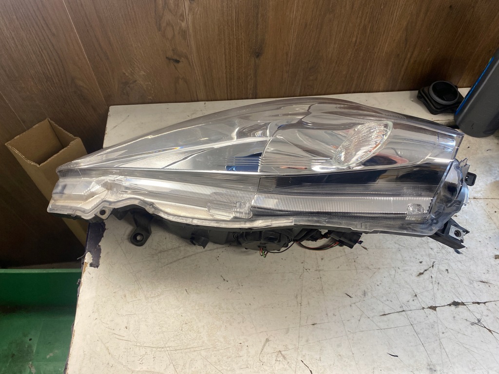 фото №6, Nissan leaf i лампа права led 26010-3nl5a eu