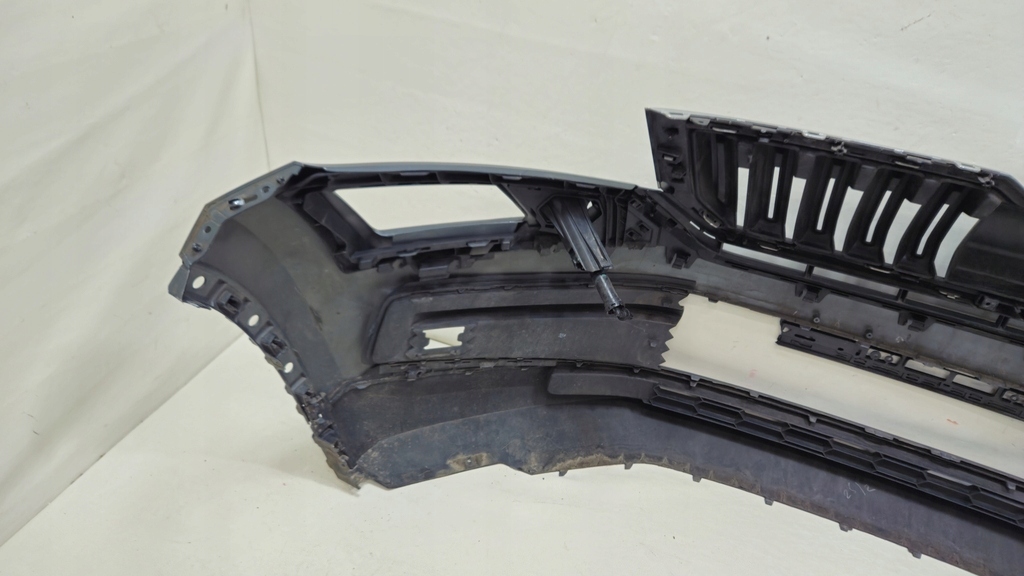 фото №13, Бампер перед передній решітка радіатора skoda kodiaq 565807221