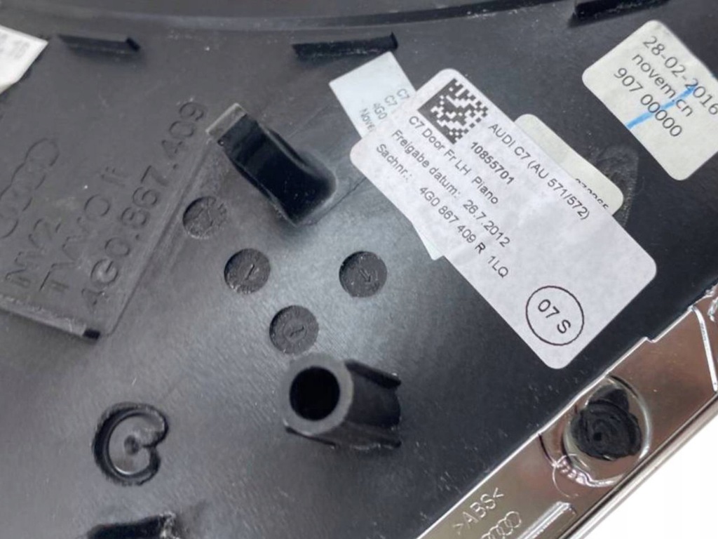 фото №7, Audi a6 s6 c7 4g 2016 ліва сторона молдинг оббивка двері передніх