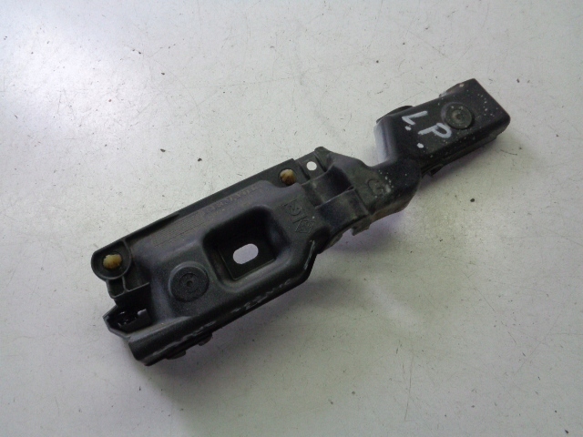 фото №1, Кронштейн крила лівий кронштейн renault scenic iii lift 631236764r