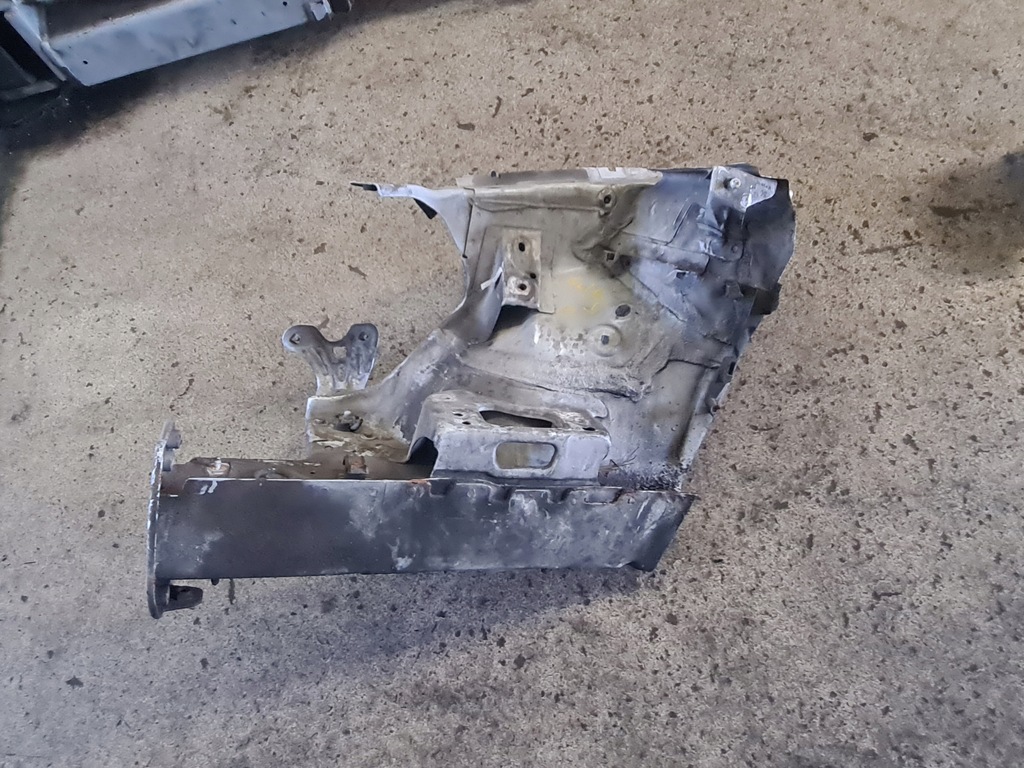 фото №1, Лонжерон правая vw golf v