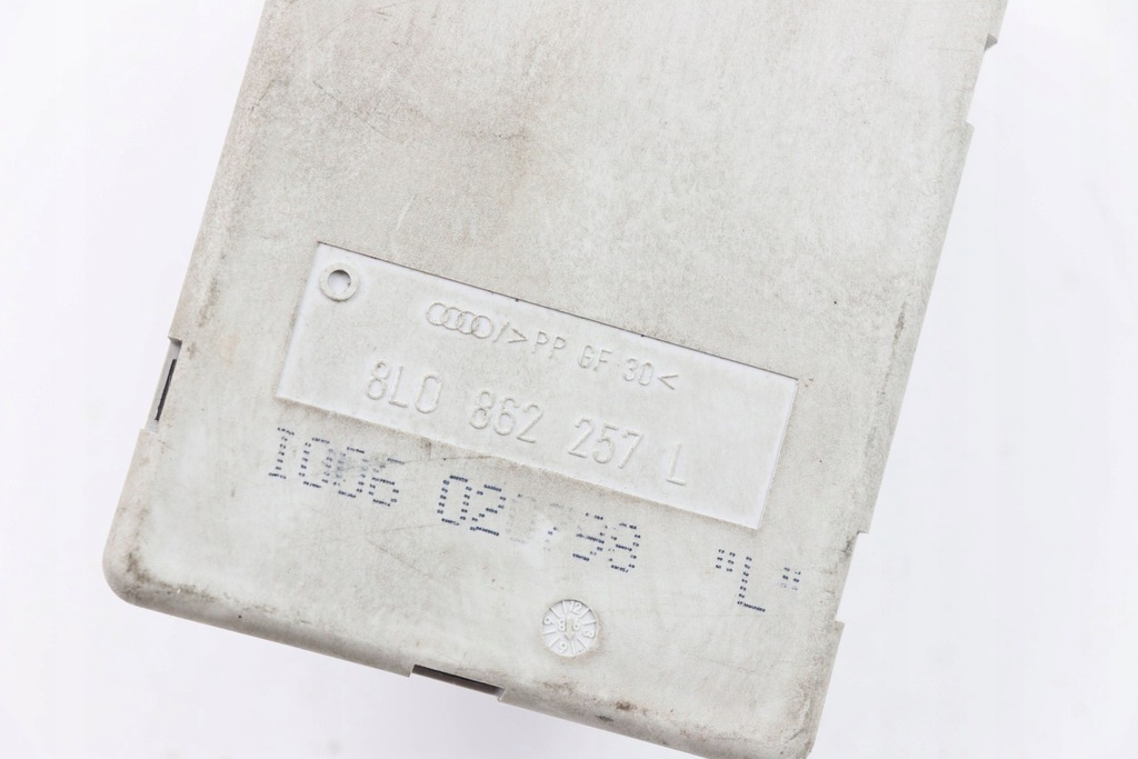 фото №5, Audi a4 b5 a3 8l помпа центрального замка 8l0862257l