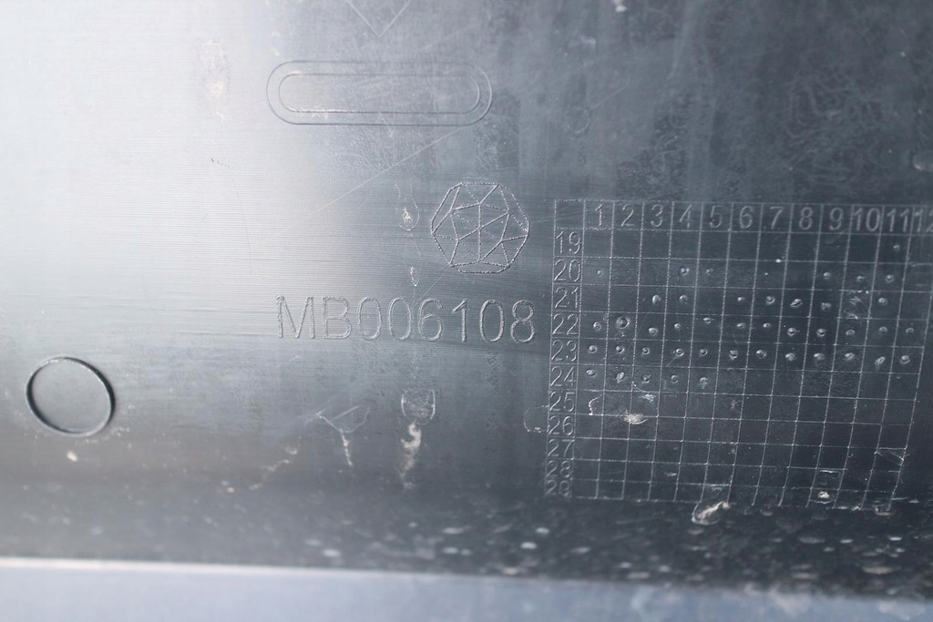 фото №12, Бампер задняя задний toyota yaris cross 2020- 040 52159-0db40