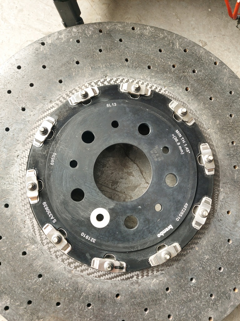 фото №14, Ferrari 488 тормоза тормозные диски суппорты ceramika комплект 49t22110 49t28510