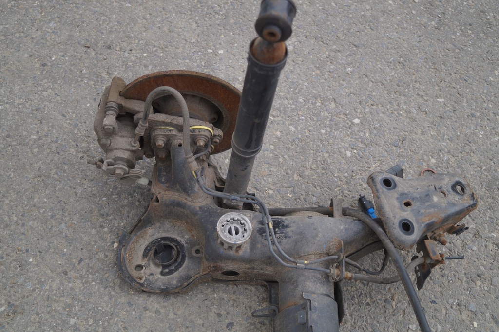 фото №7, Балка підрамник підвіска задня peugeot 2008 i