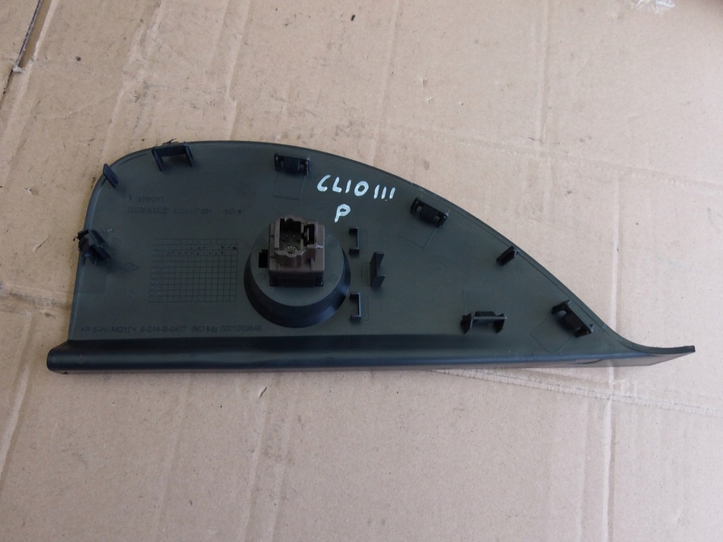 фото №2, Заглушка панели приборной панели правая renault clio iii 3 europa