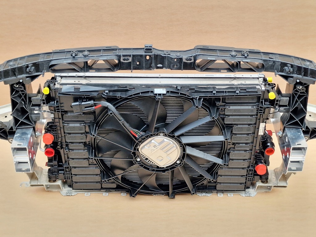 фото №1, Pas передний усилитель mercedes gla h247 45 s 45 amg