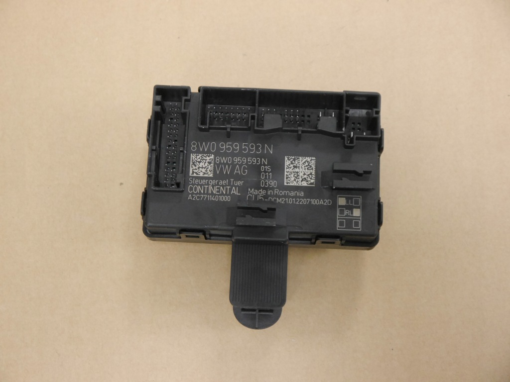 фото №1, Audi a4 a5 8w блок керування модуль двері 8w0959593n
