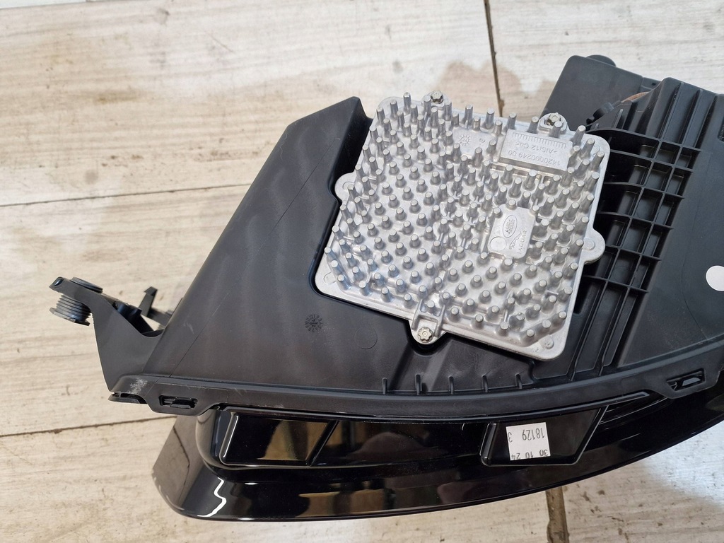 фото №9, Лампа права перед jaguar i-pace x590 low eu m9d3-13w029