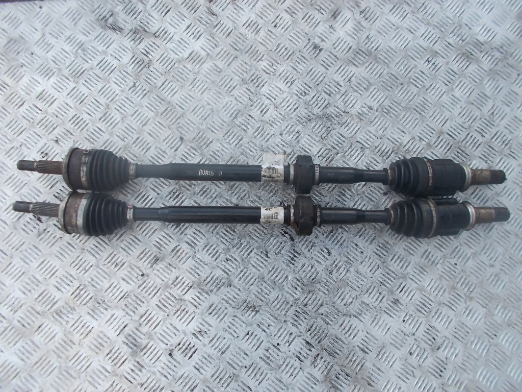 фото №1, Toyota auris ii привідний вал права 1.8 гібрид 2015r