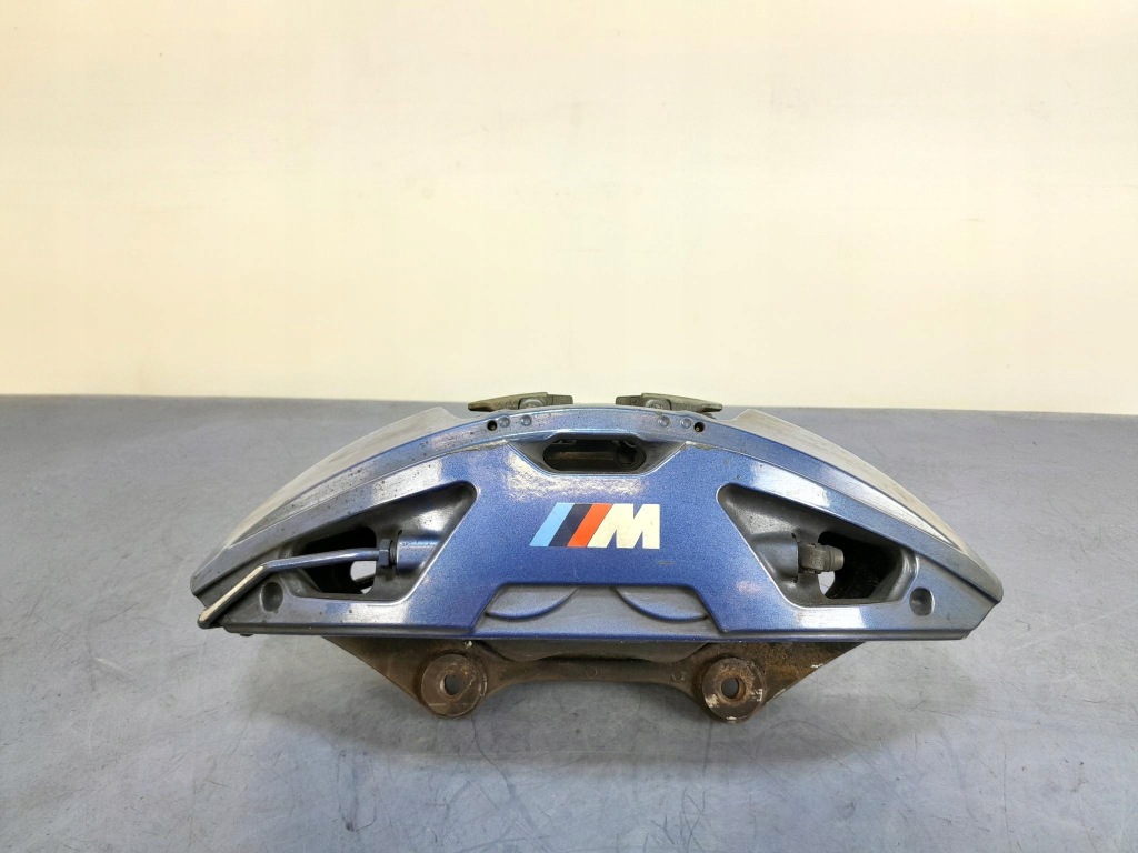 фото №1, Bmw x5 g05 суппорт перед правый 20c44706