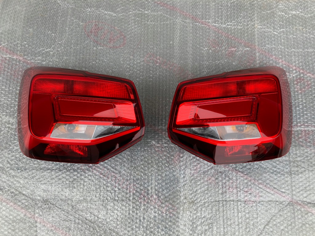 фото №1, Лампа лампы левая правая задняя audi q2 81a