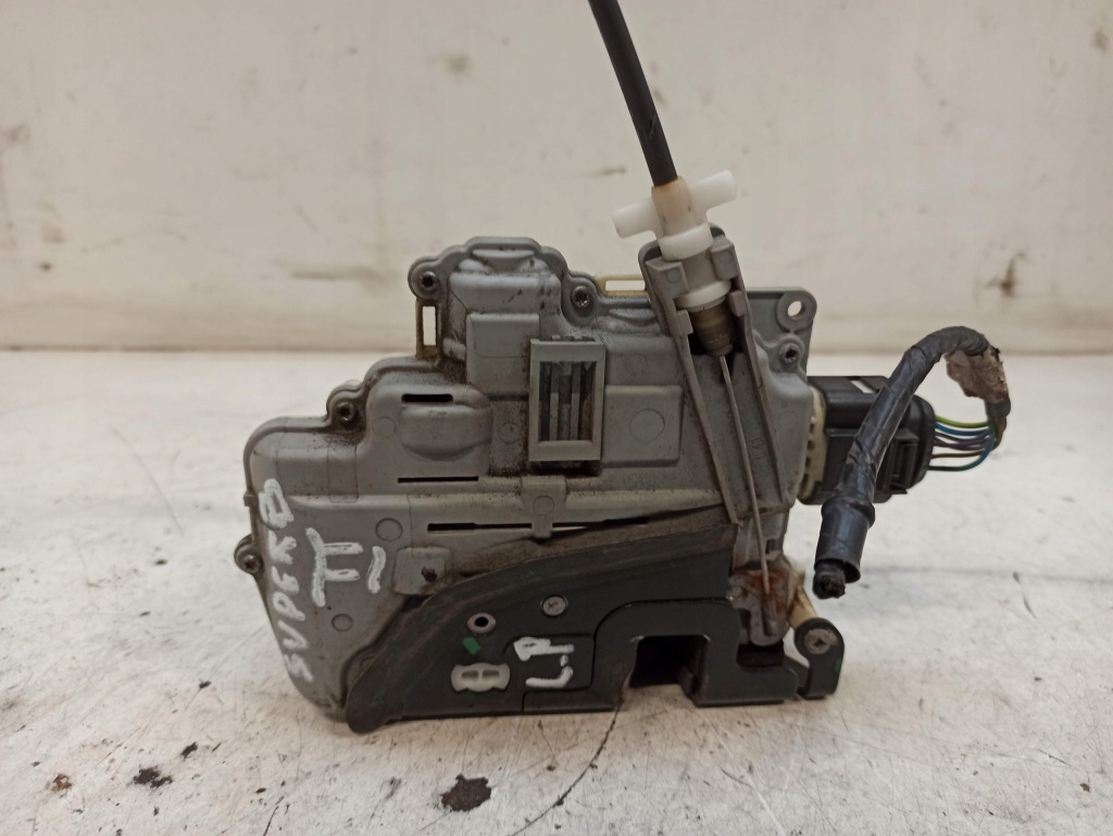 фото №5, Skoda superb ii hb замок дверь левый перед 3c1837015a