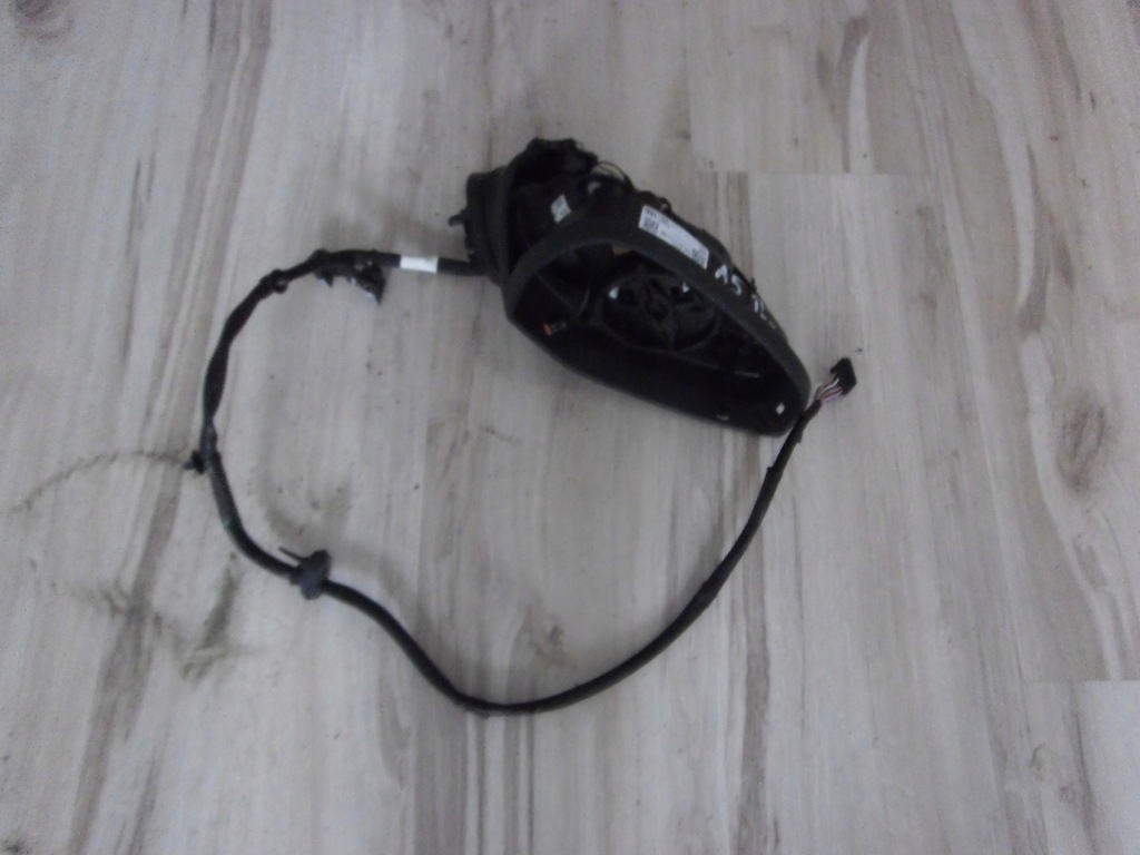 фото №1, Audi оригінальний номер 8w8857410a