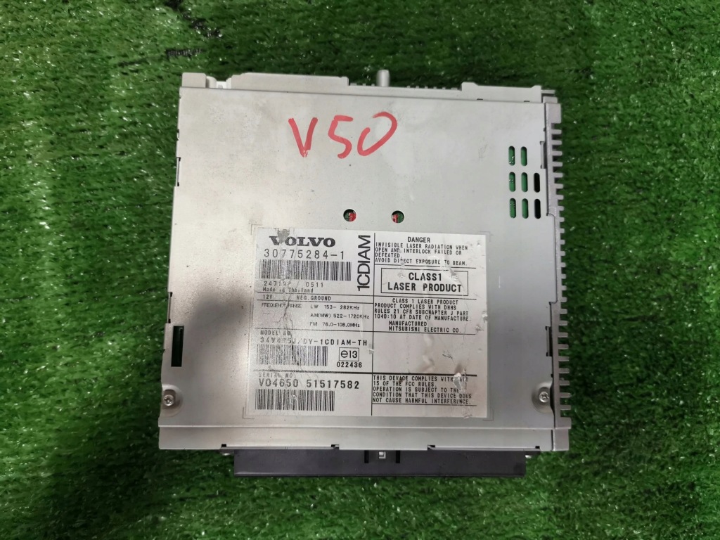 фото №2, Volvo v50 радио считыватель дисков cd 30775284-1