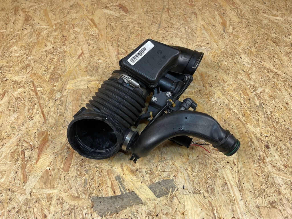 фото №8, Впуск труба шланг резонатор повітря bmw g11 g12 g30 g31 8571705