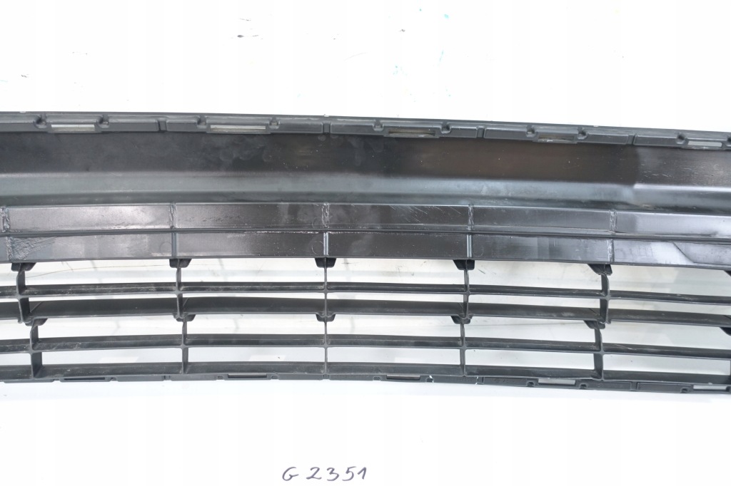 фото №10, Toyota rav4 iv lift 2015- решётка радиатора решётка средняя бампера перед 53113-42080