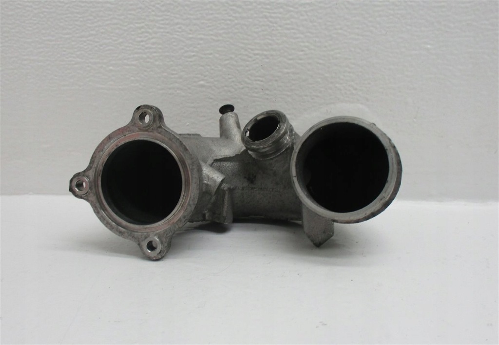 Труба интеркулер bmw x5 e70 3.0d n57 m50d 8515486 в Украине