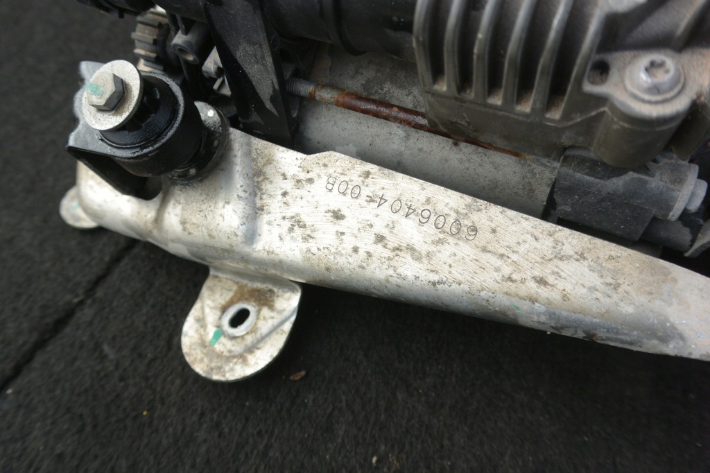 Компресор підвіска комплект  tesla model s 12-16 Доставка