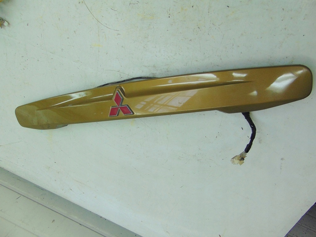 фото №3, Space star 1.3 99 подсветка номерного знака накладка