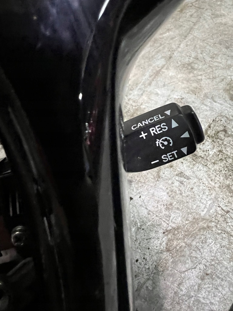 фото №12, Toyota aygo ii 2 воздуховод кожа мультифункция org